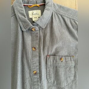 Koto Men’s Medium Gray Textured Button-Up Shirt